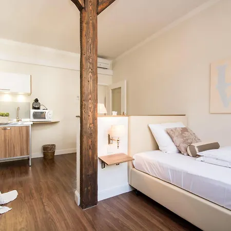 Living Am Carlsplatz Apartment *