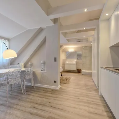 Appartement Living Am Carlsplatz