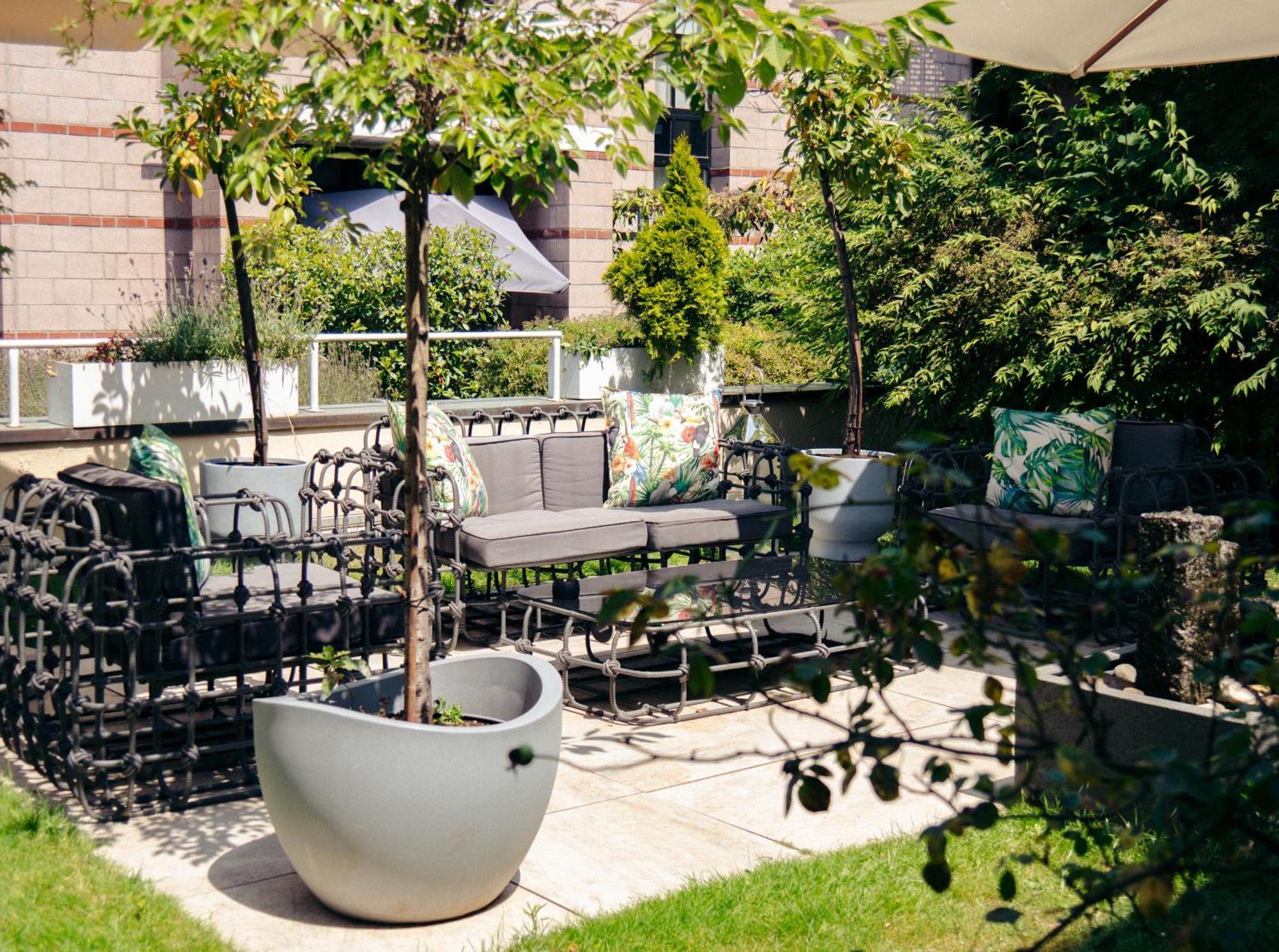 Living Am Carlsplatz