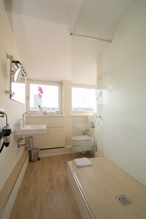 Living Am Carlsplatz Apartment Dusseldorf