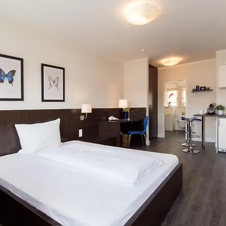 Apartment Living Am Carlsplatz